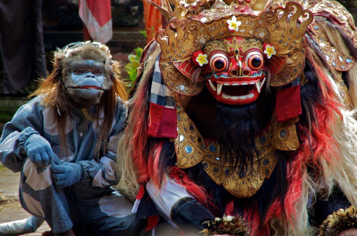 Pelatihan Tari Tradisional bagi Generasi Muda